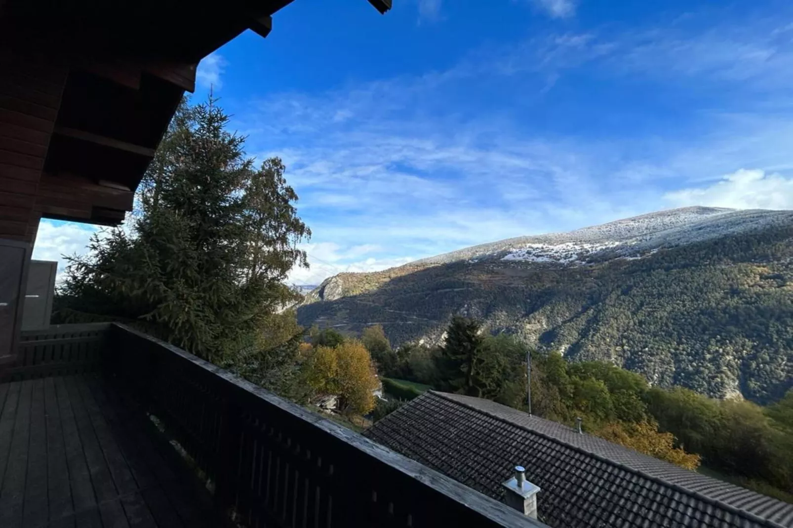 Porkka COSY & QUIET chalet 8 pers-View summer