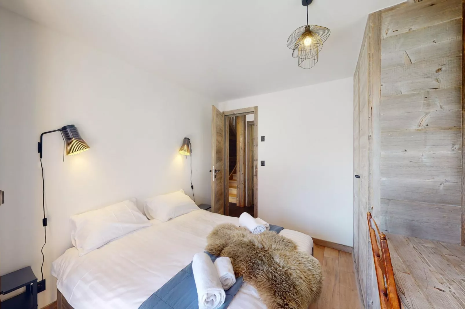 Ecureuil noir COSY & QUIET chalet 10 personnes-Chambre