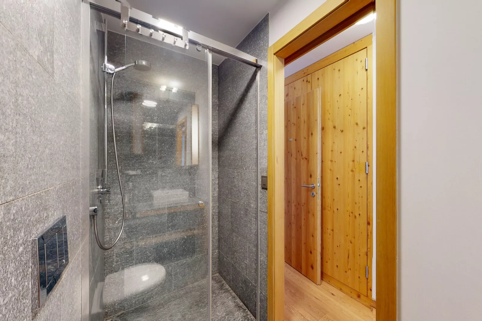 Etoiles des Neiges LUXE & JACUZZI chalet 12 pers-Bathroom