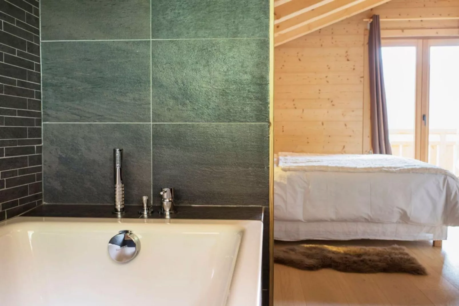 Touti LUXURY & NEW BUILD chalet 10 pers-Bathroom