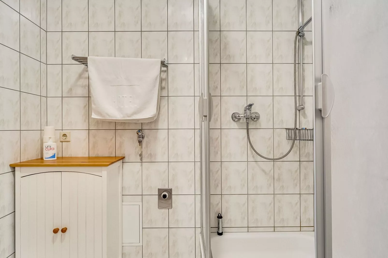 Villa im Erzgebirge-Bathroom