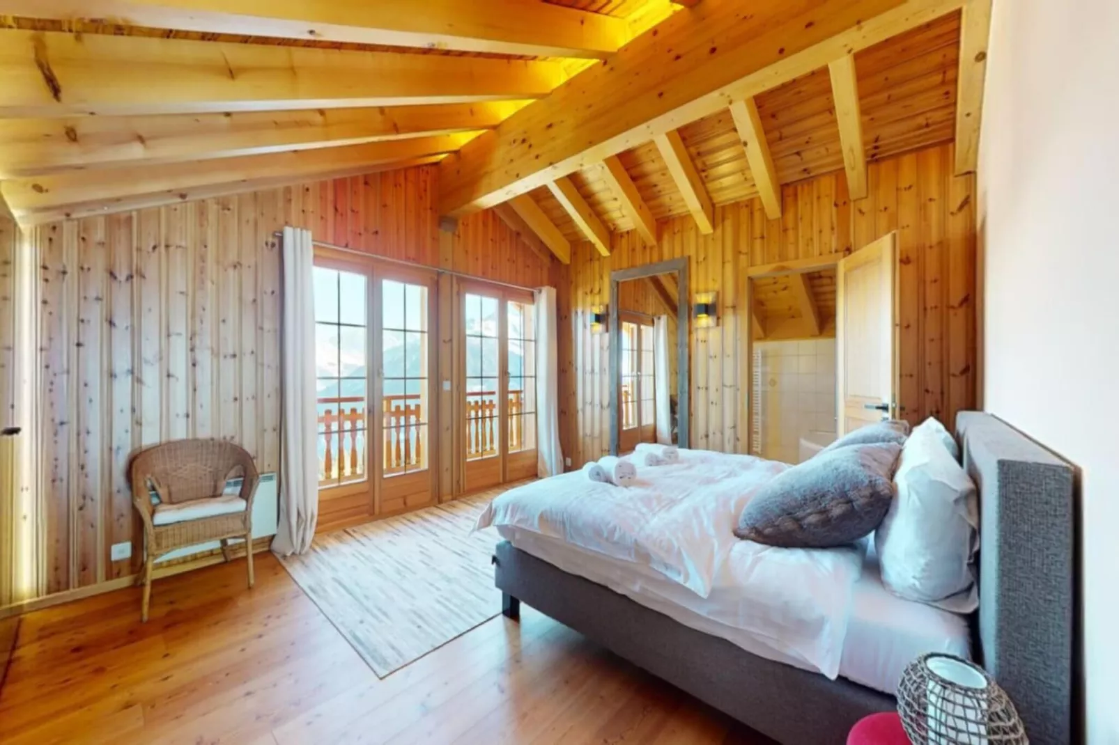 Narnia SKI IN & SKI OUT chalet 14 pers-Bedroom