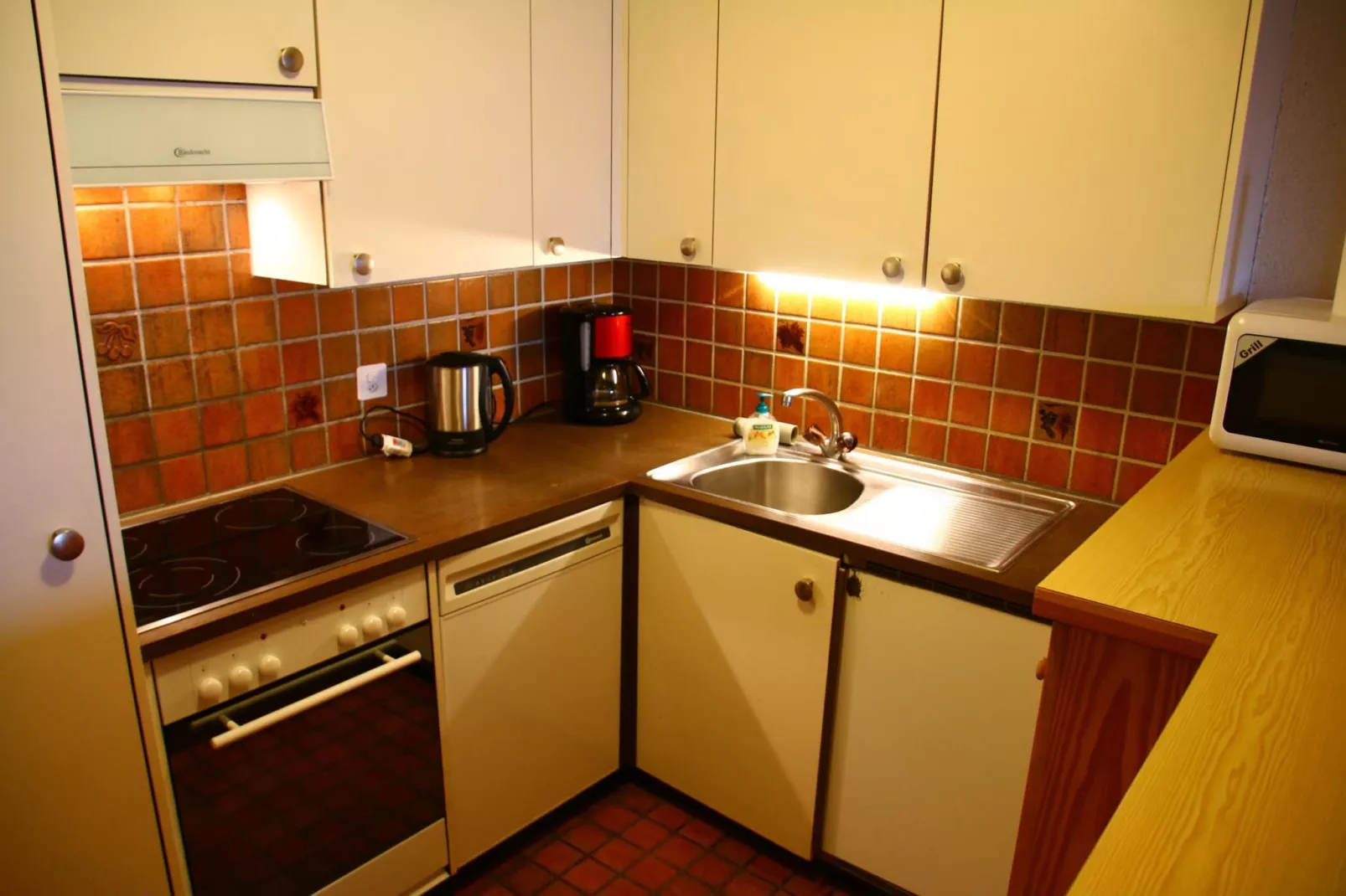 Mayens de l'Ours CZ 013 - MOUNTAIN apartment 8 per-Kitchen