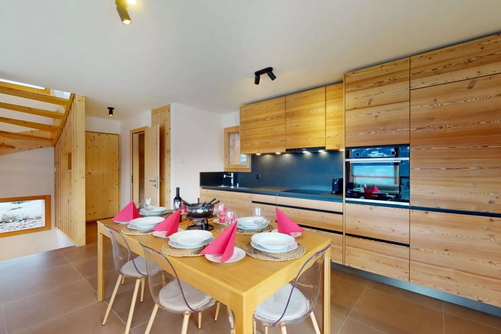 Teddy's VIEW & QUIET chalet 6 pers-Esszimmer