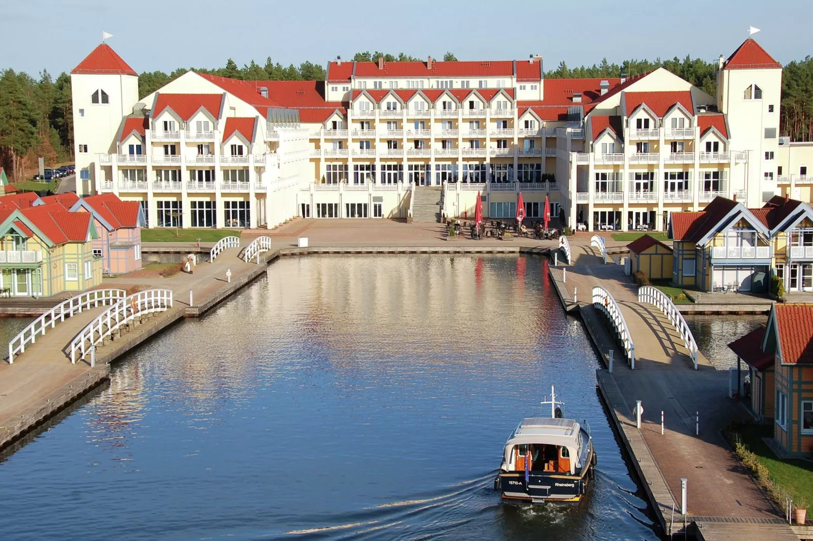 Hafendorf Rheinsberg 2-Exterior summer