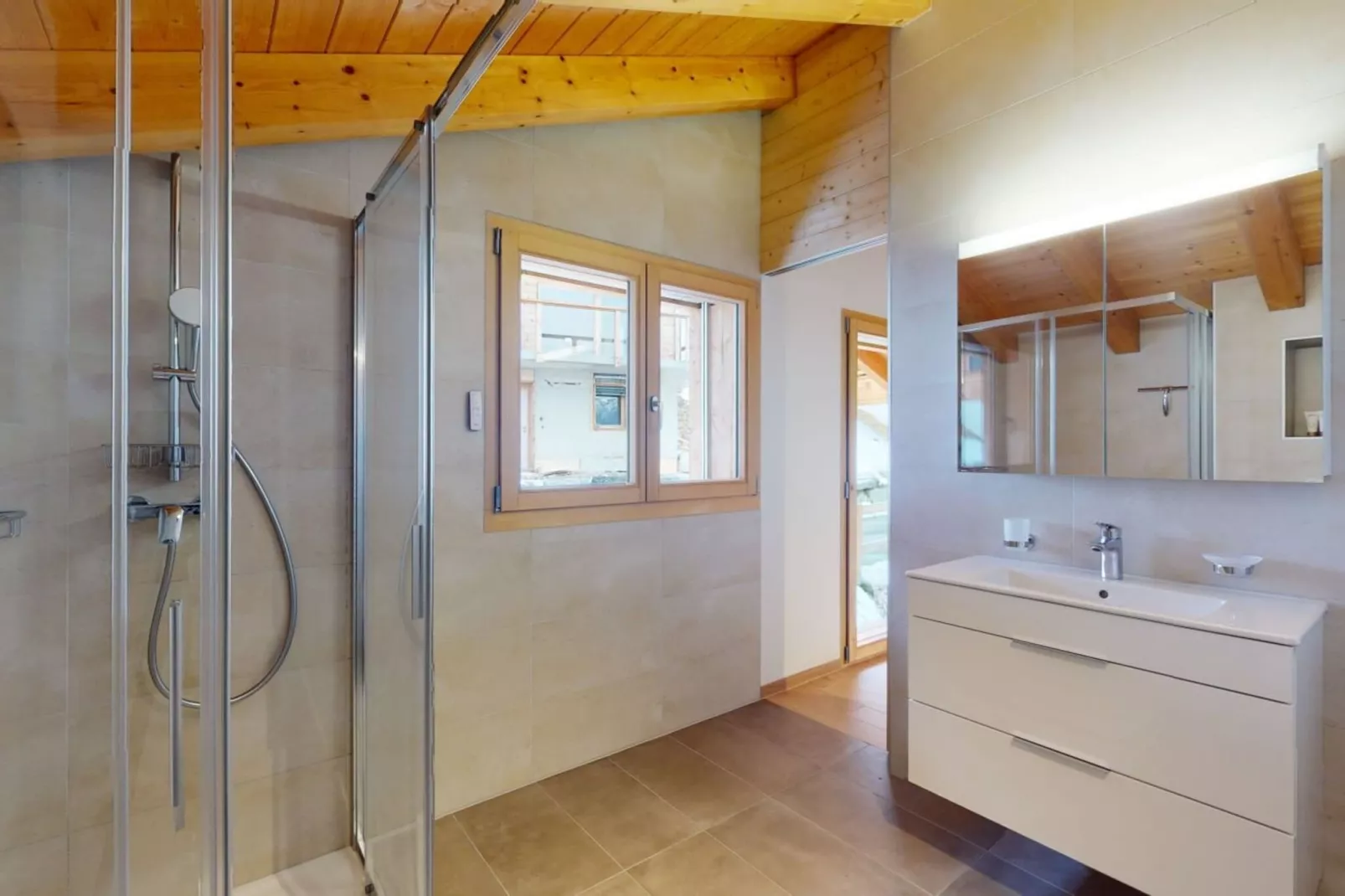 Teddy's VIEW & QUIET chalet 6 pers-Badezimmer