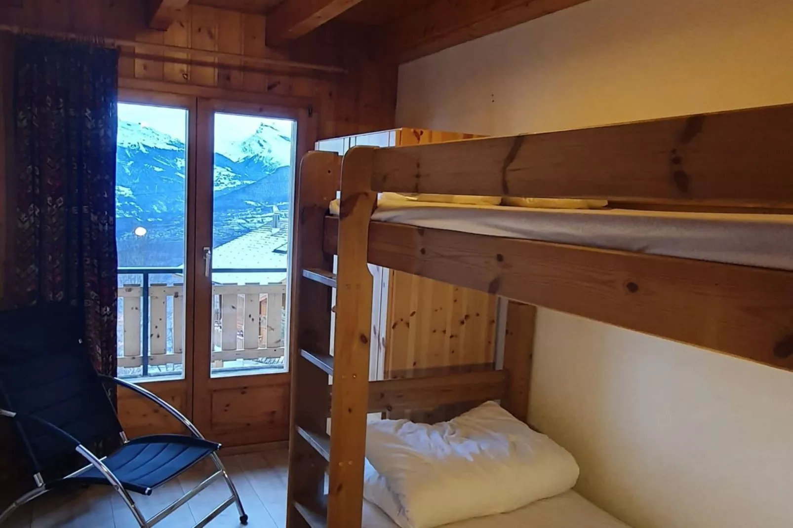 Mont Bijou MOUNTAIN & QUIET chalet 10 pers-Bedroom