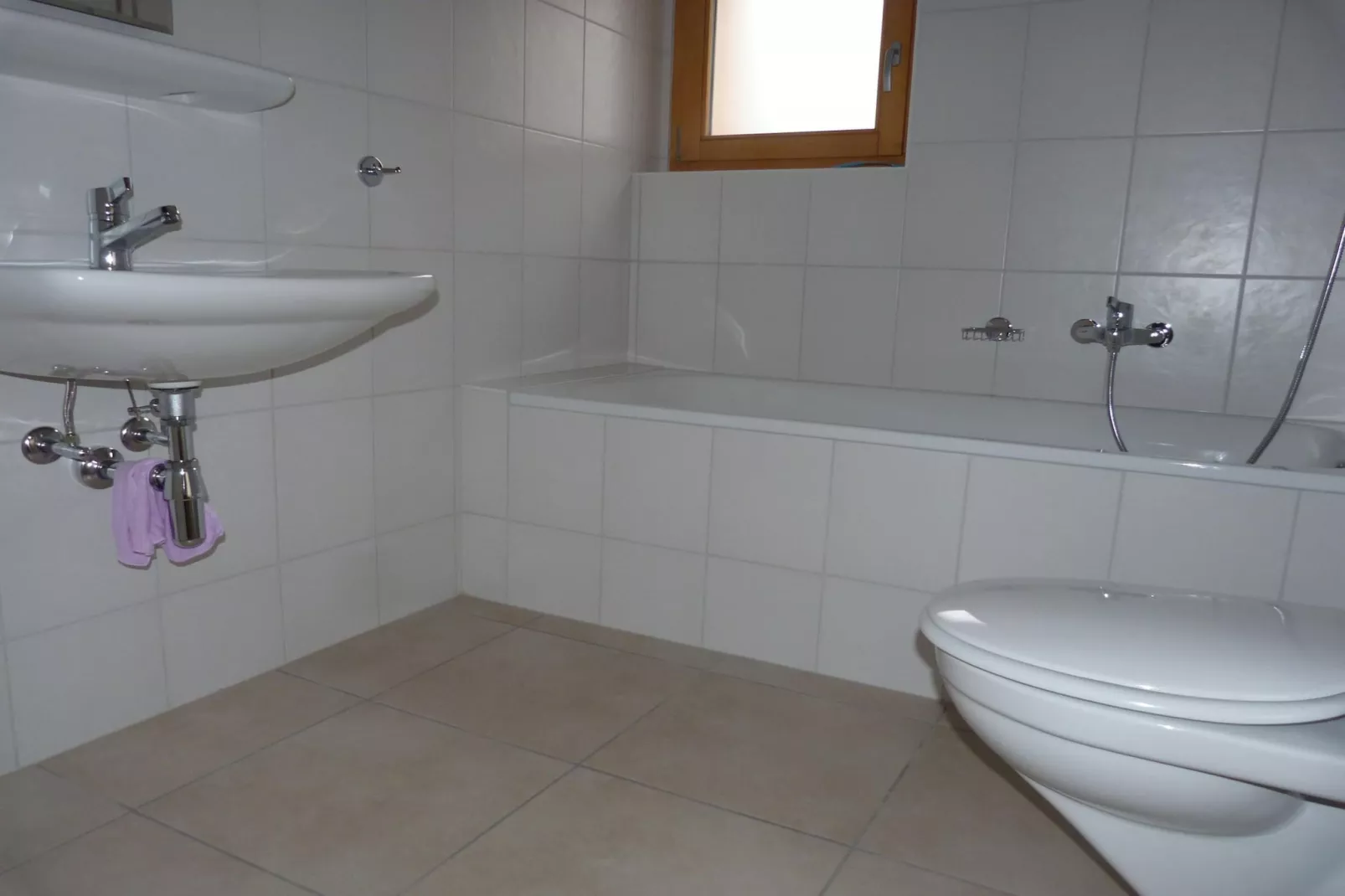 Perce Neige PN H - VIEW & CENTER Apartment 10 per-Bathroom