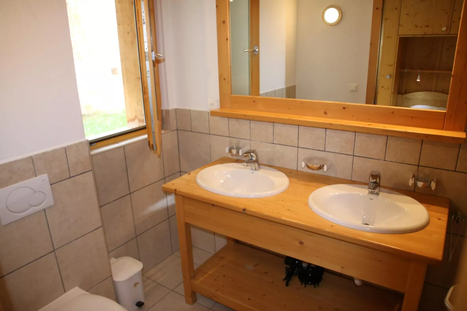 Plein Ciel VA 001 - MOUNTAIN apartment 8 pers-Bathroom