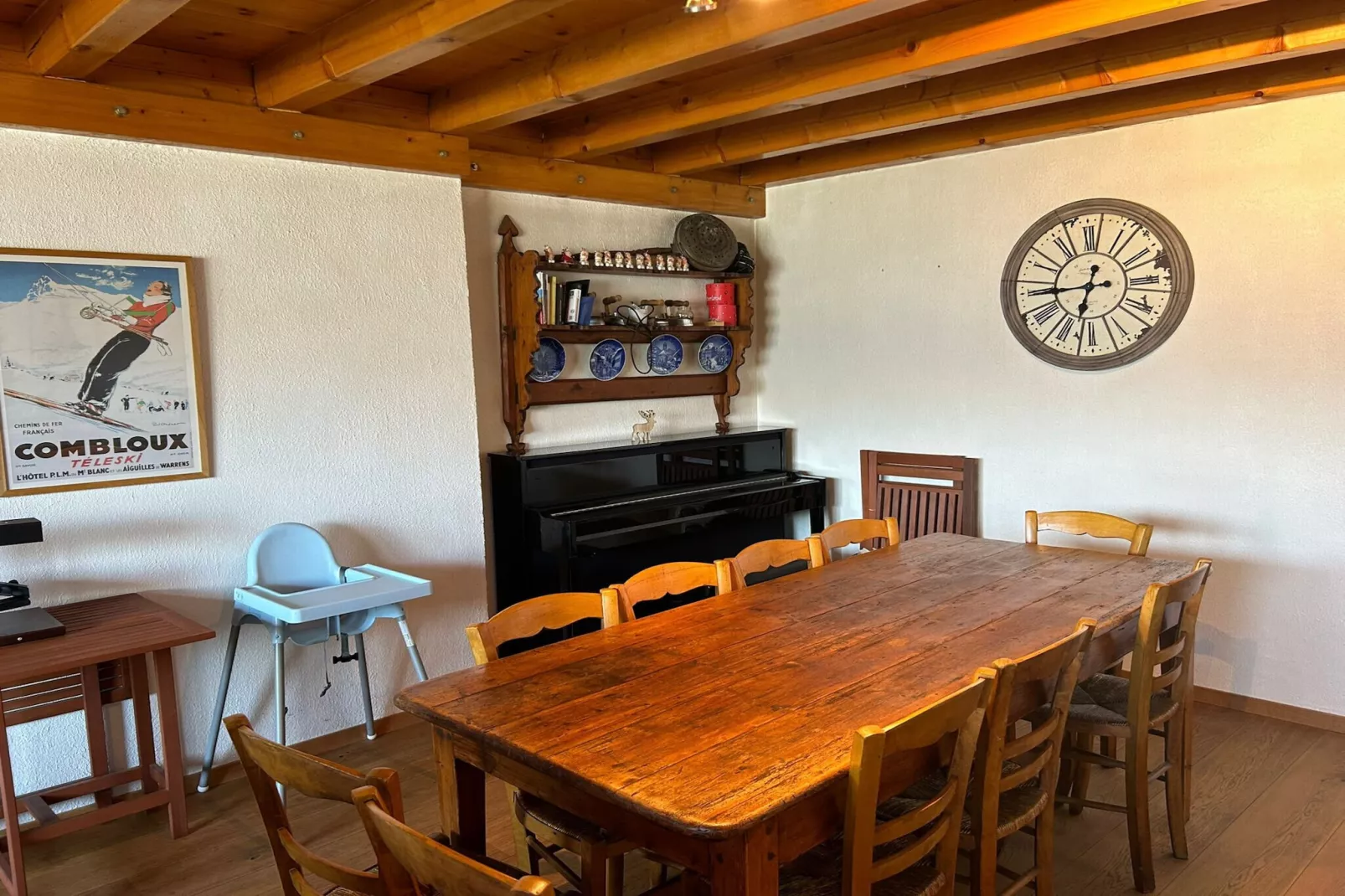 Les Trembles MOUNTAIN & QUIET chalet 12 pers-Dining room