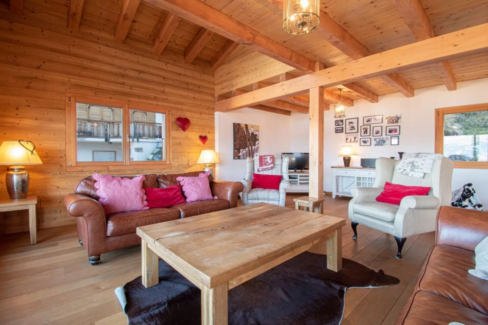 Hirondelle JACUZZI & LUXURY chalet 12 pers-Living room
