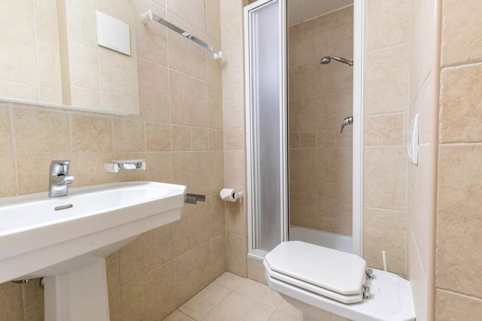 Plein Ciel VA 022 - MOUNTAIN apartment 4 pers-Bathroom