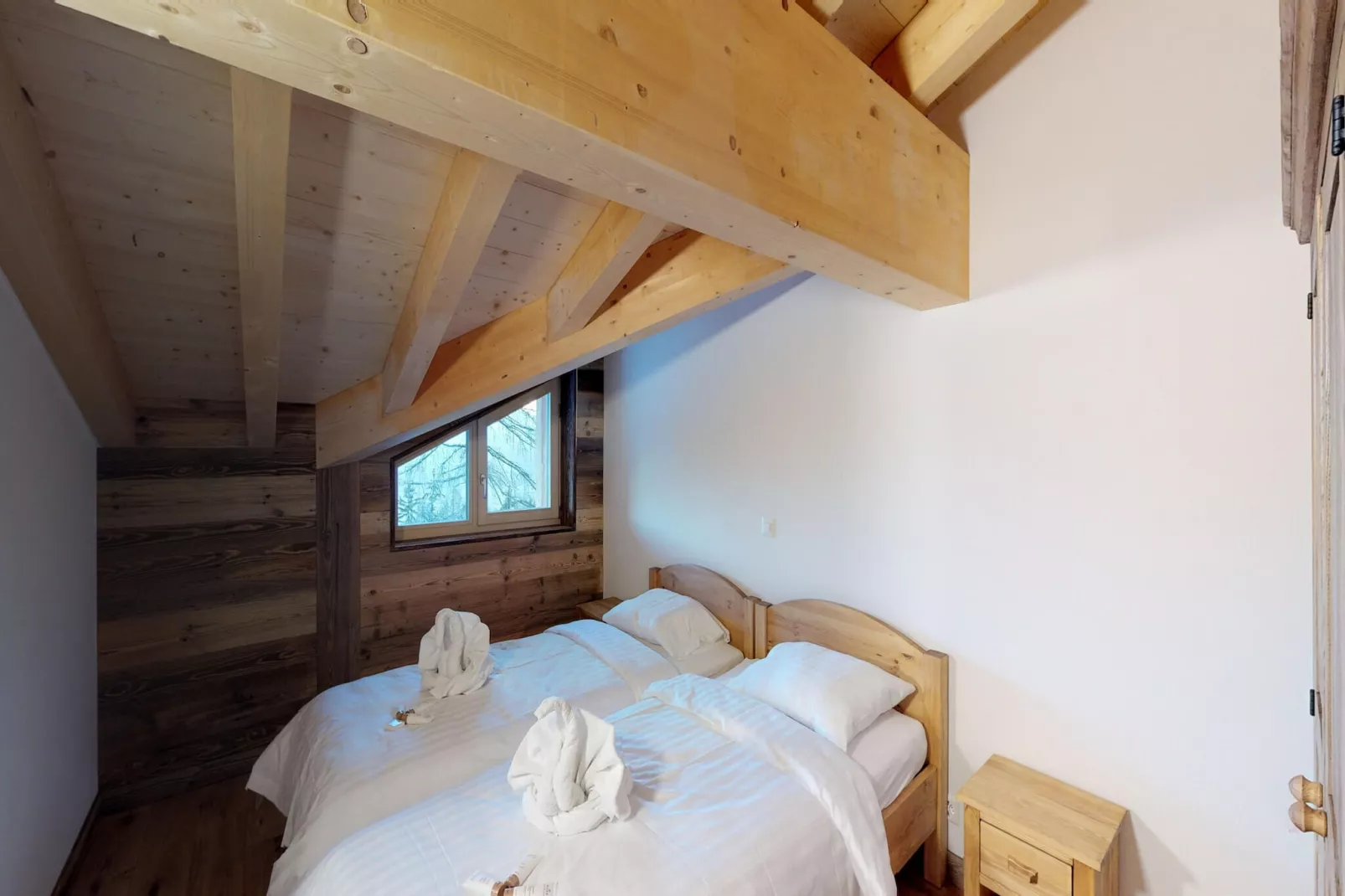 Les Mayens MB 021 - LUXURY apartment 18 pers-Bedroom