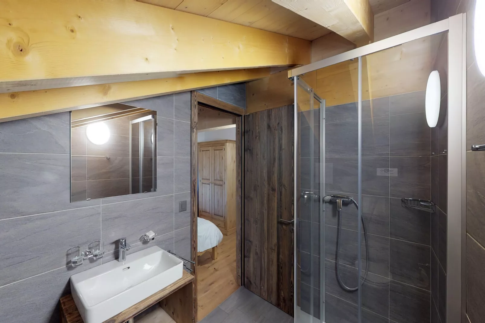 Les Mayens MB 021 - LUXURY apartment 18 pers-Bathroom