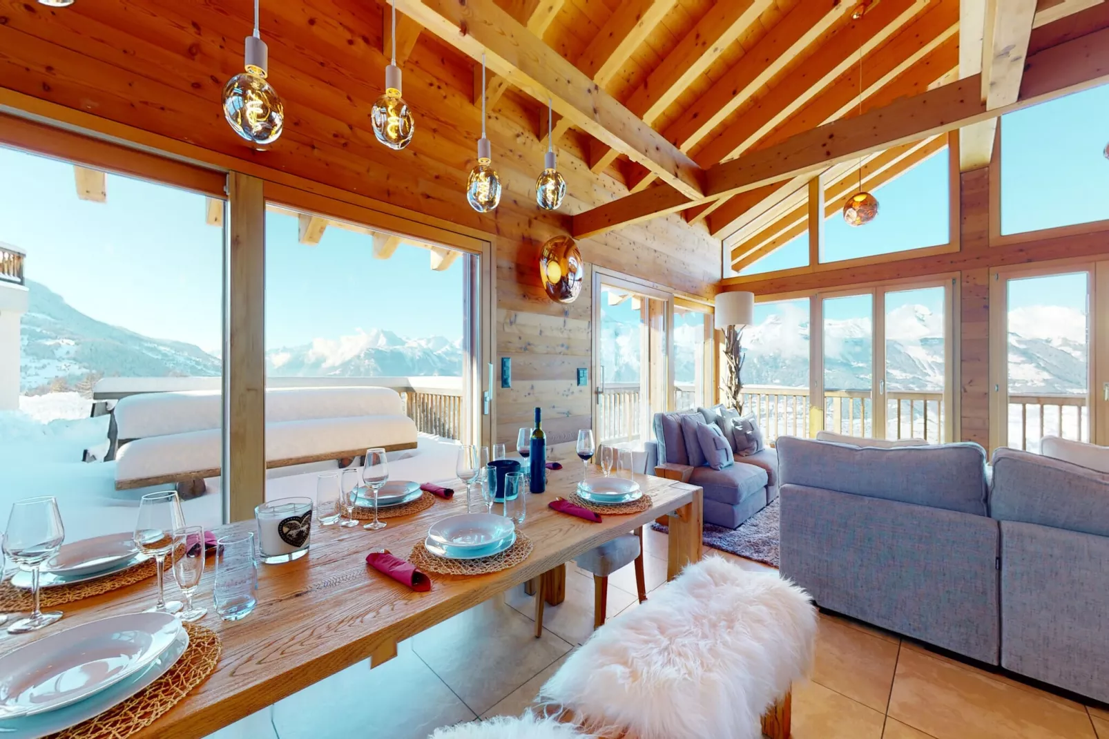 Egg SAUNA & LUXURY chalet 16 pers-Dining room