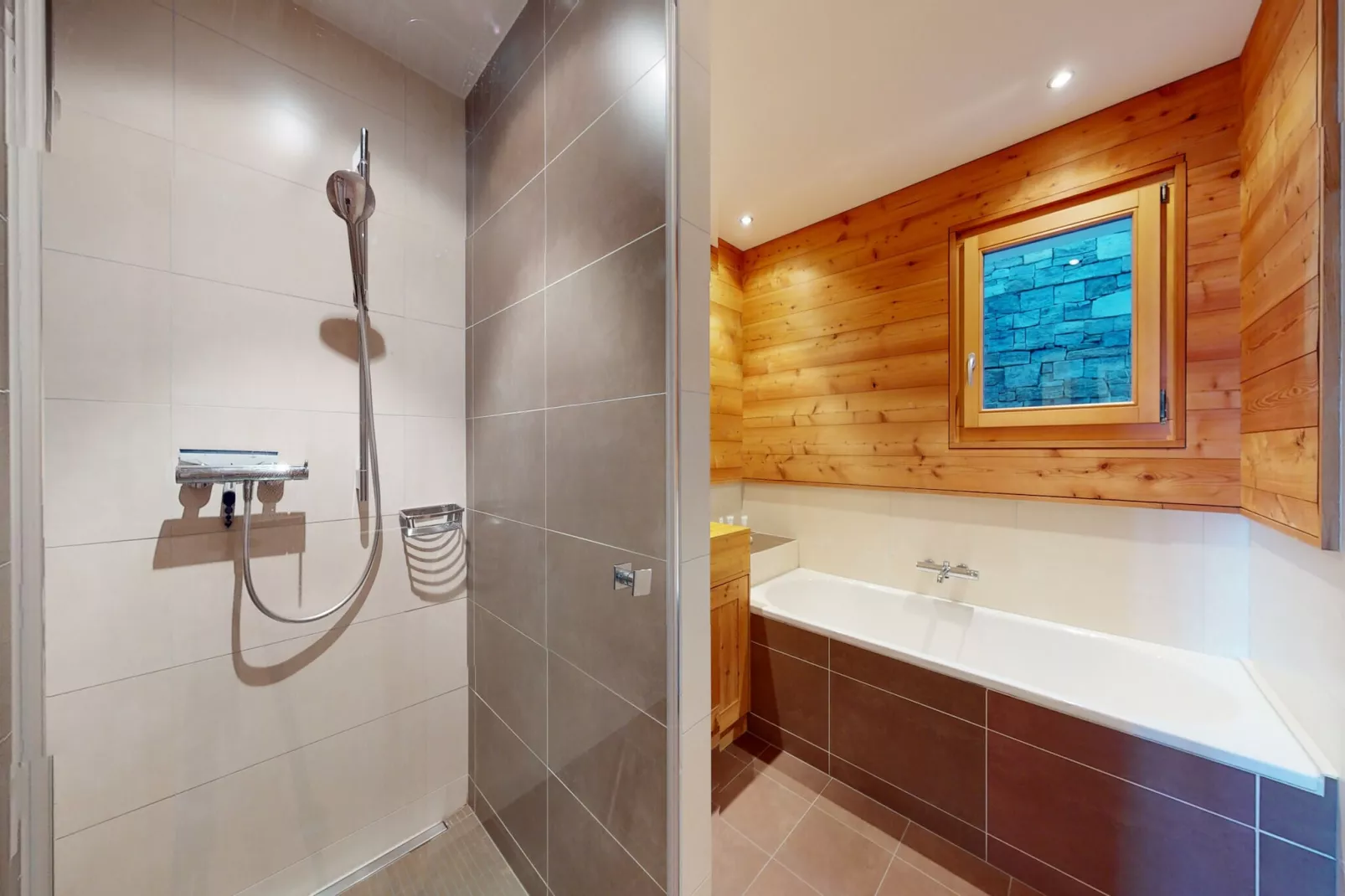 Egg SAUNA & LUXURY chalet 16 pers-Bathroom