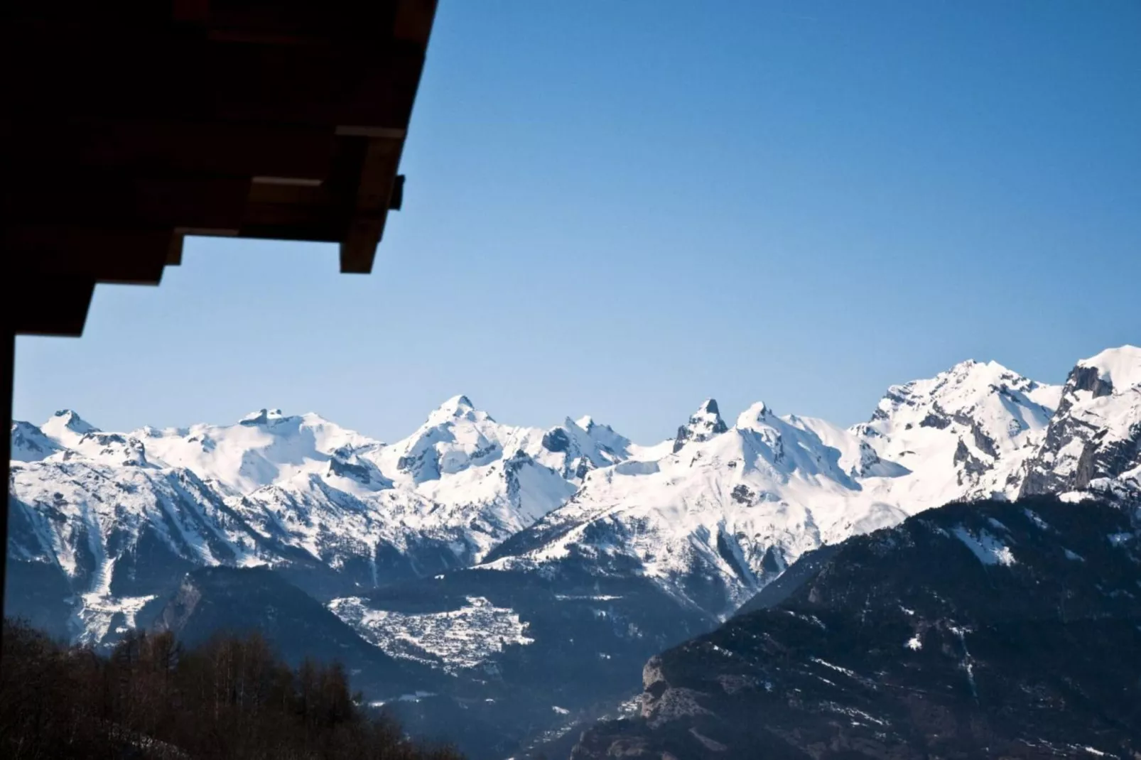 Eanta SUNNY & MOUNTAIN chalet 10 pers-Aussicht Winter
