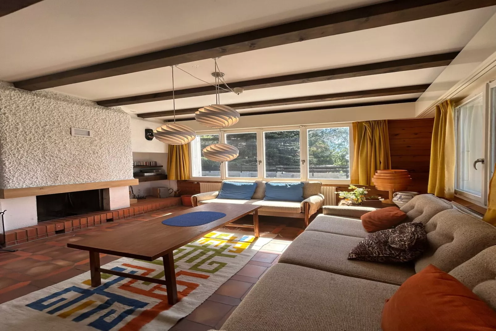 Cache-Cache MOUNTAIN & QUIET chalet 10 pers-Wohnzimmer