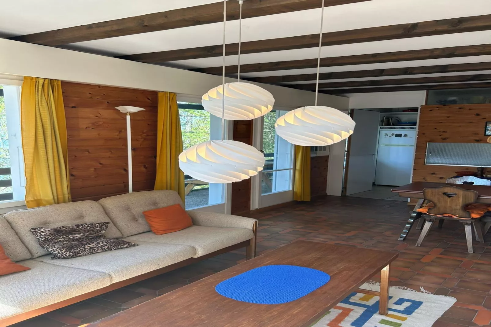 Cache-Cache MOUNTAIN & QUIET chalet 10 pers-Wohnzimmer