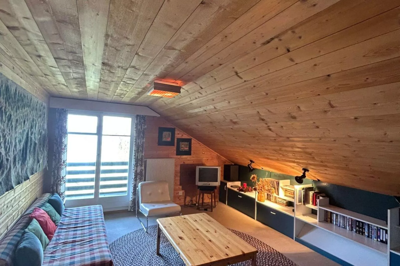 Cache-Cache MOUNTAIN & QUIET chalet 10 pers-Wohnzimmer