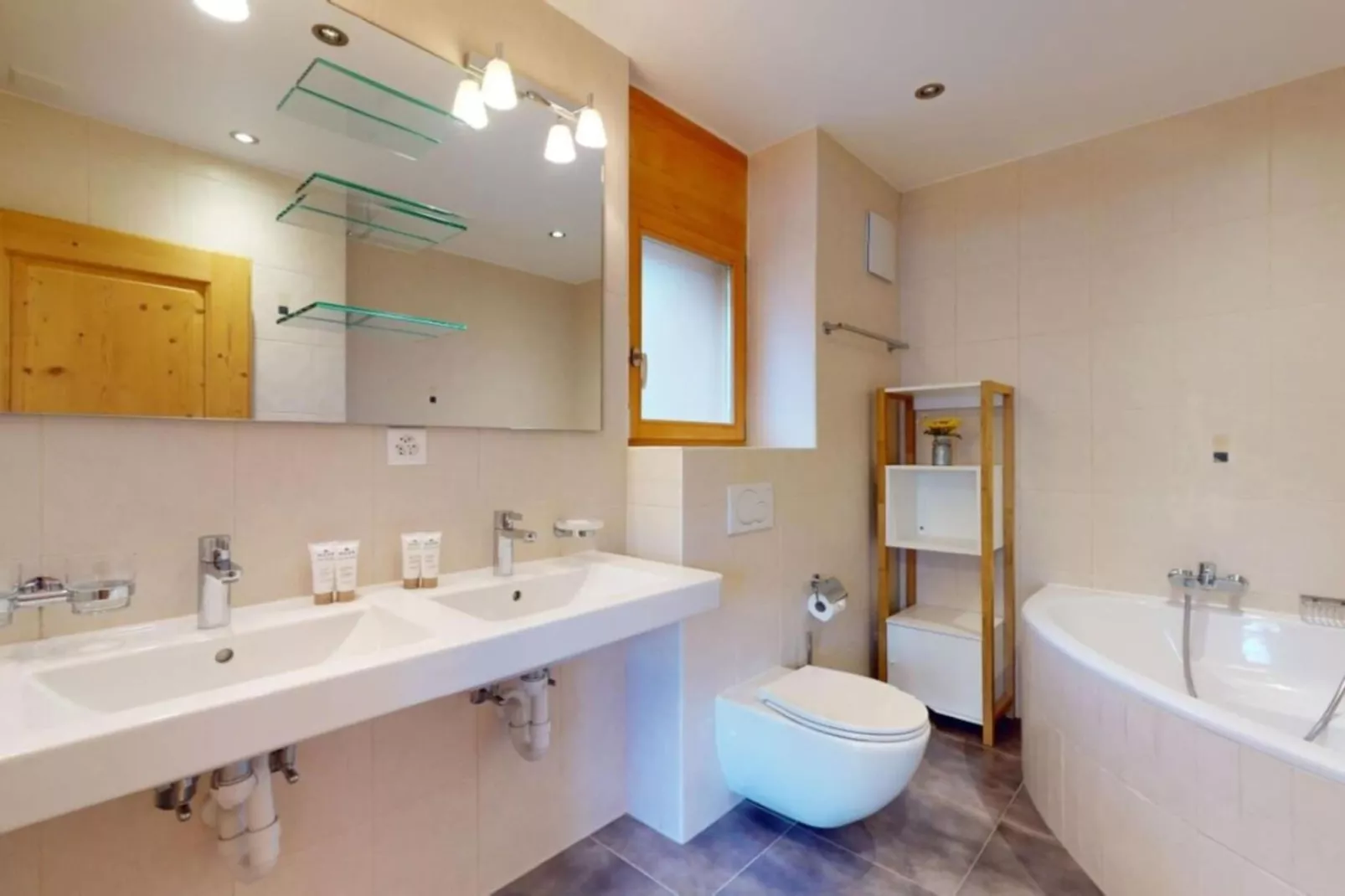 Hauts de Veysonnaz HV1 010 - SAUNA apartment 6 per-Bathroom