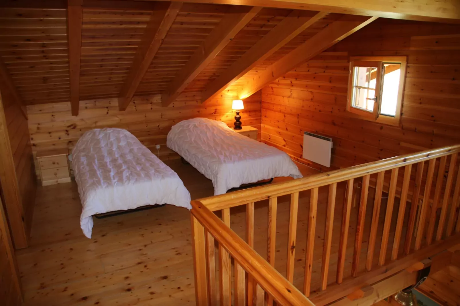 Aeolus MOUNTAIN & QUIET chalet 12 pers-Schlafzimmer