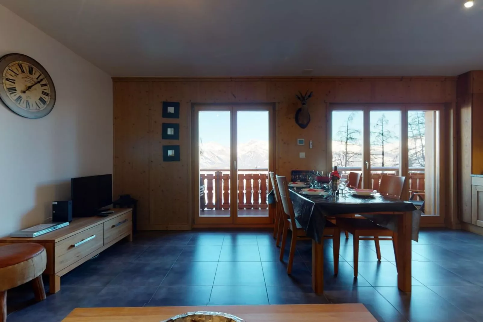 Hauts de Veysonnaz HV1 011 - SAUNA apartment 4 per-Salle à manger