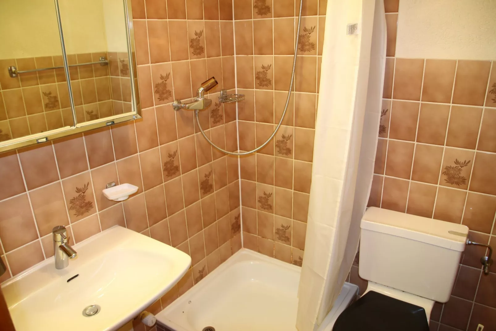 Iris I 031 - CONFORTABLE apartment 6 pers-Badezimmer