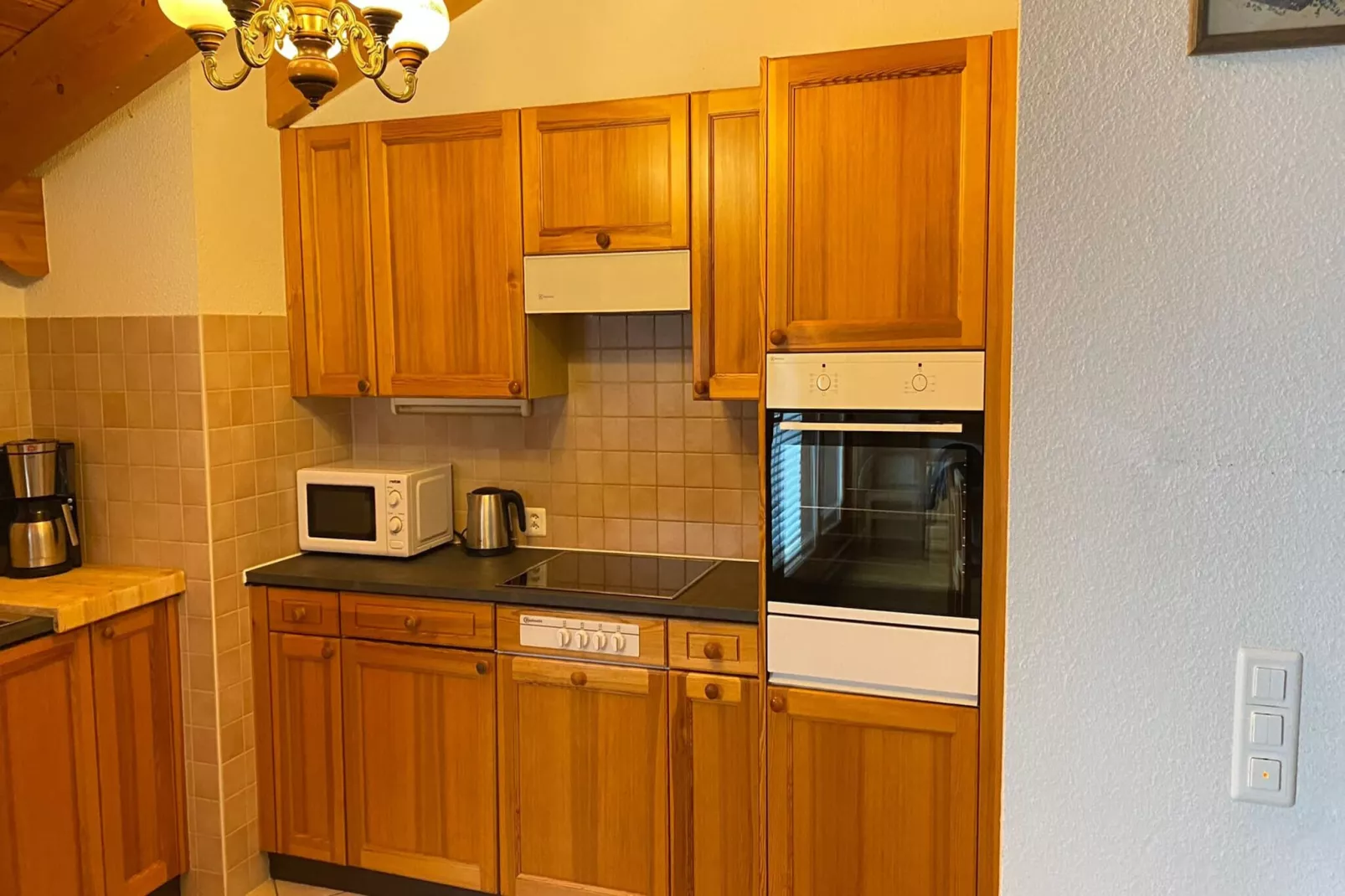 HCR 141 - COMFORTABLE apartment 8 pers-Kitchen