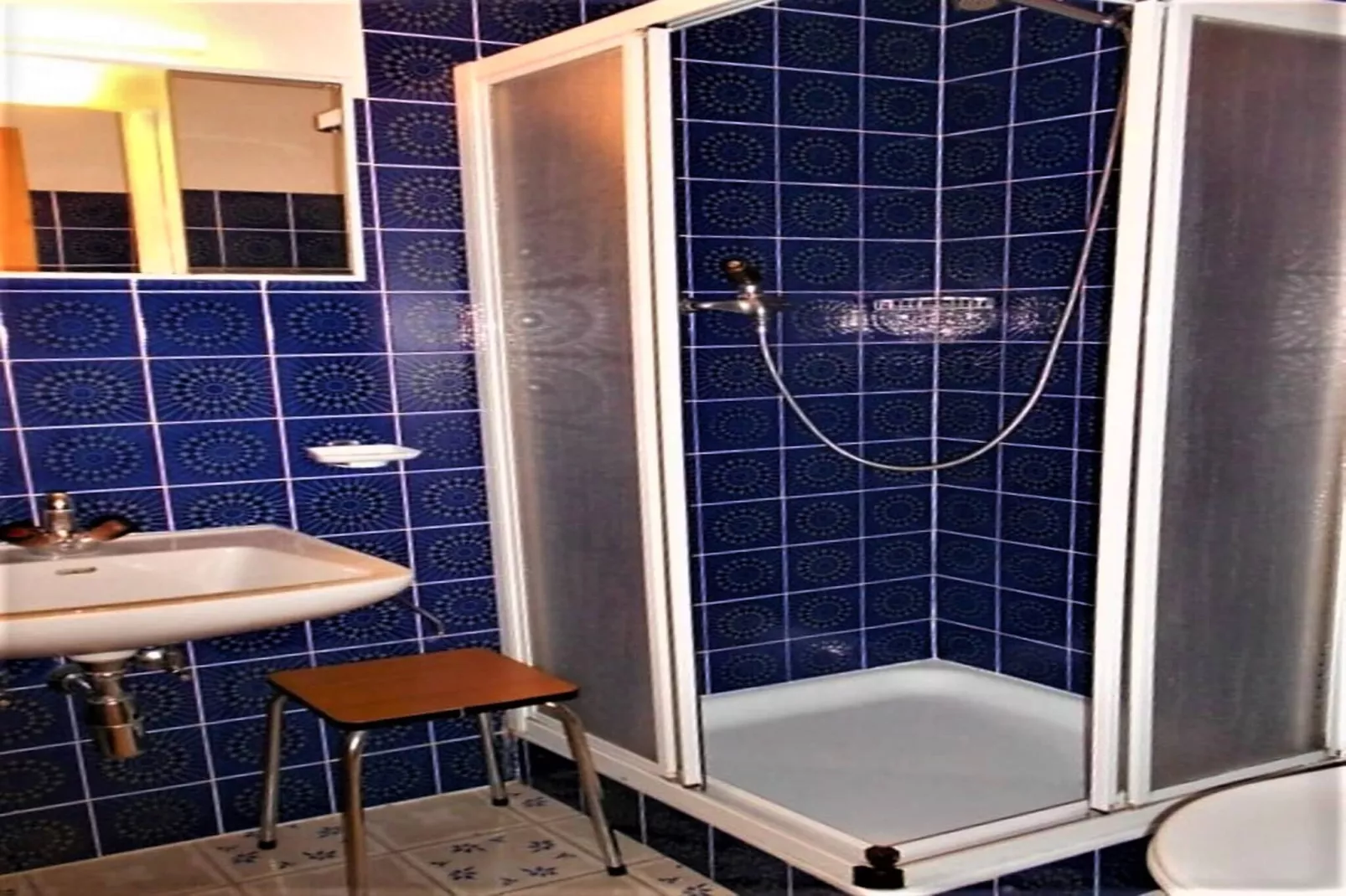 Combyre C 024 -COMFORTABLE apartment 4 pers-Bathroom