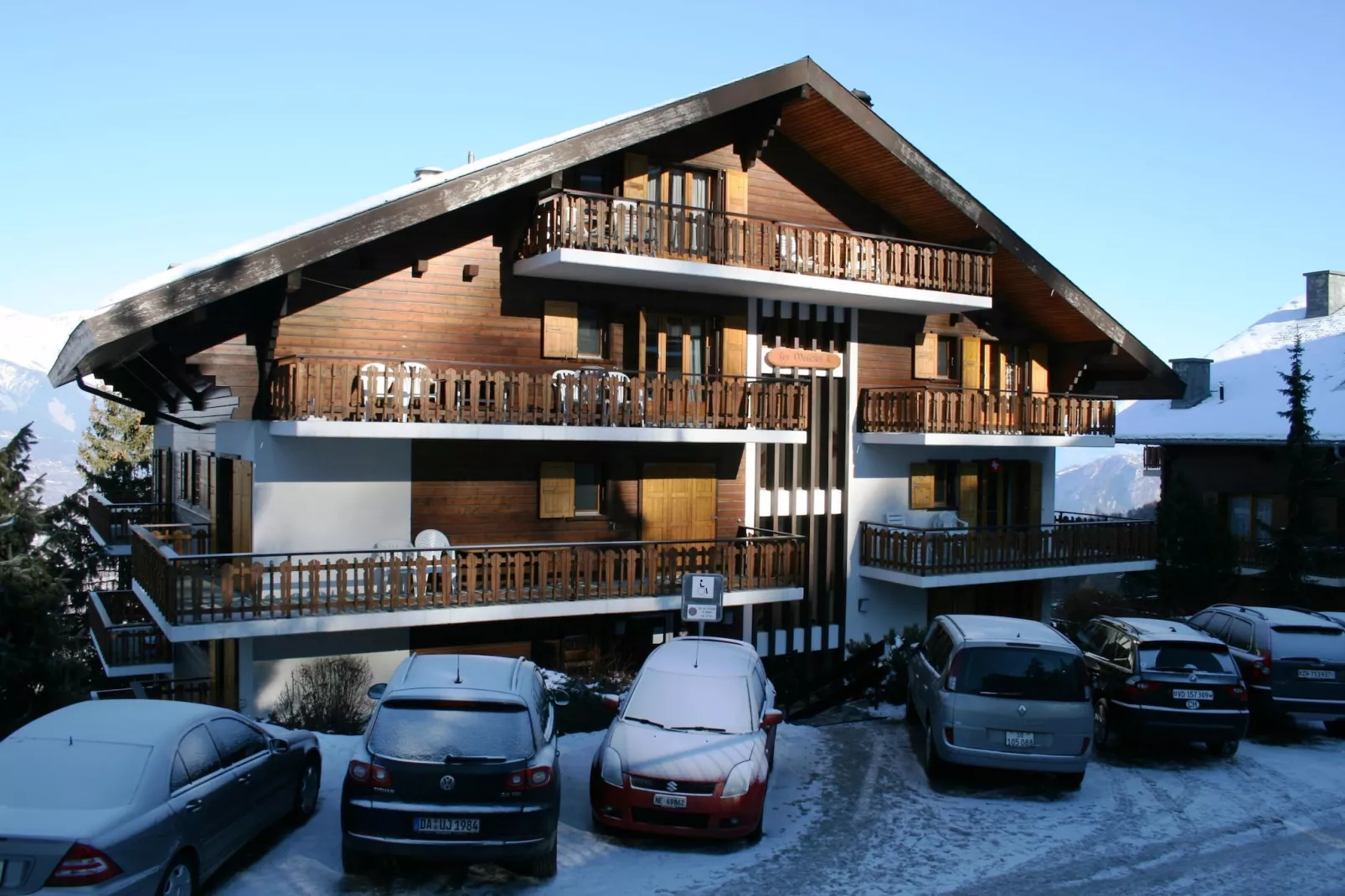 Mélèzes K 010 - SKI & NATURE apartment 6 pers-Exterior winter