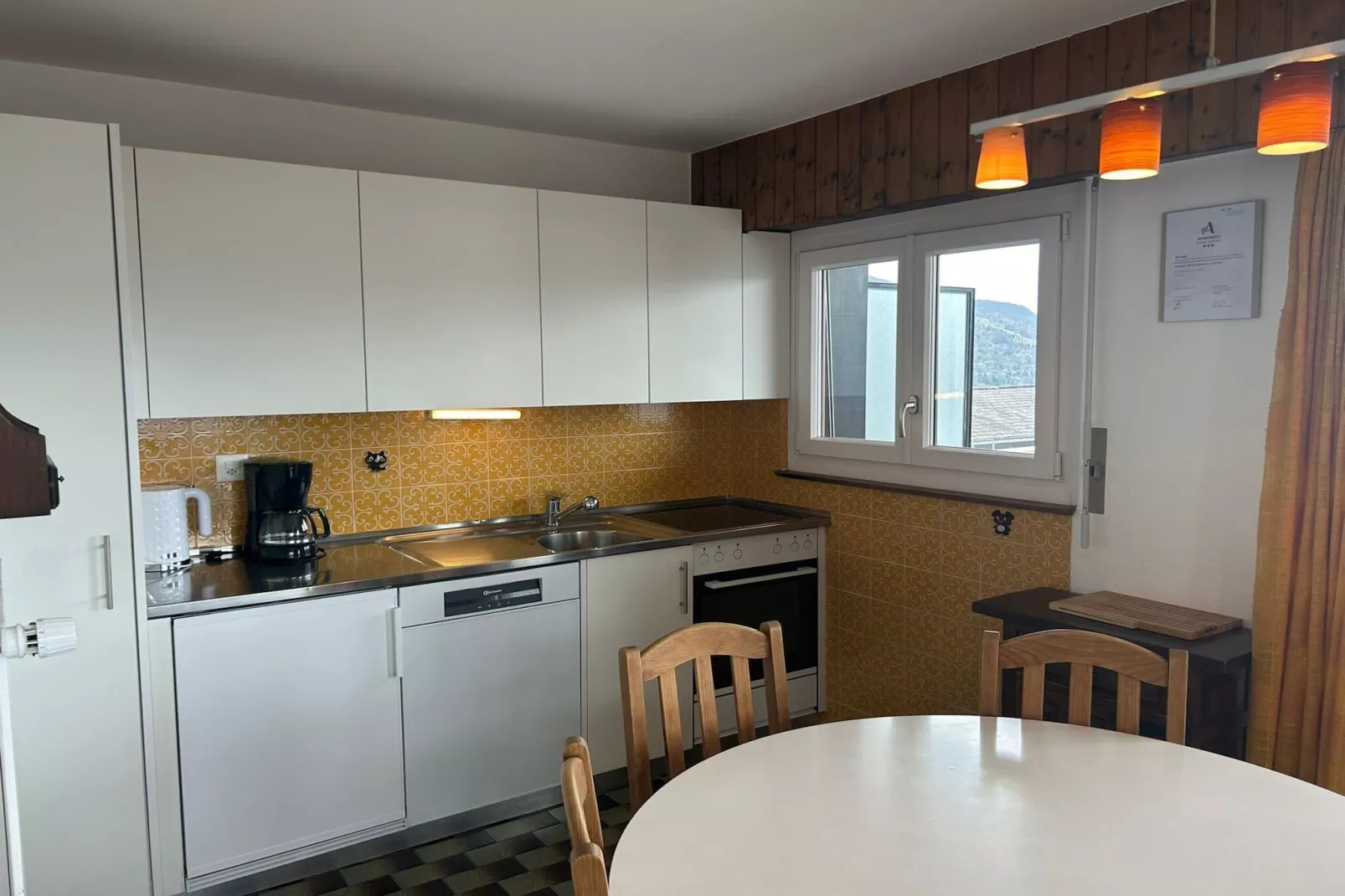Combyre C 020 - COMFORTABLE apartment 6 pers-Dining room