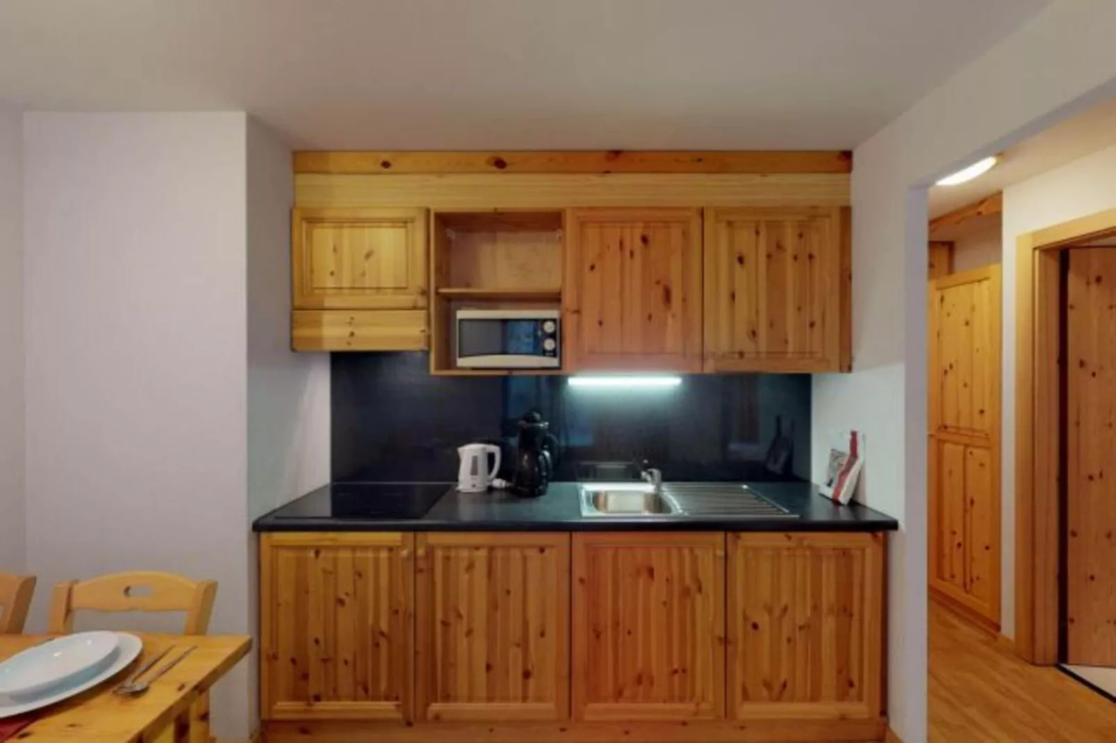 Terrasses du Paradis 7B CENTER 8 pers apart-Kitchen