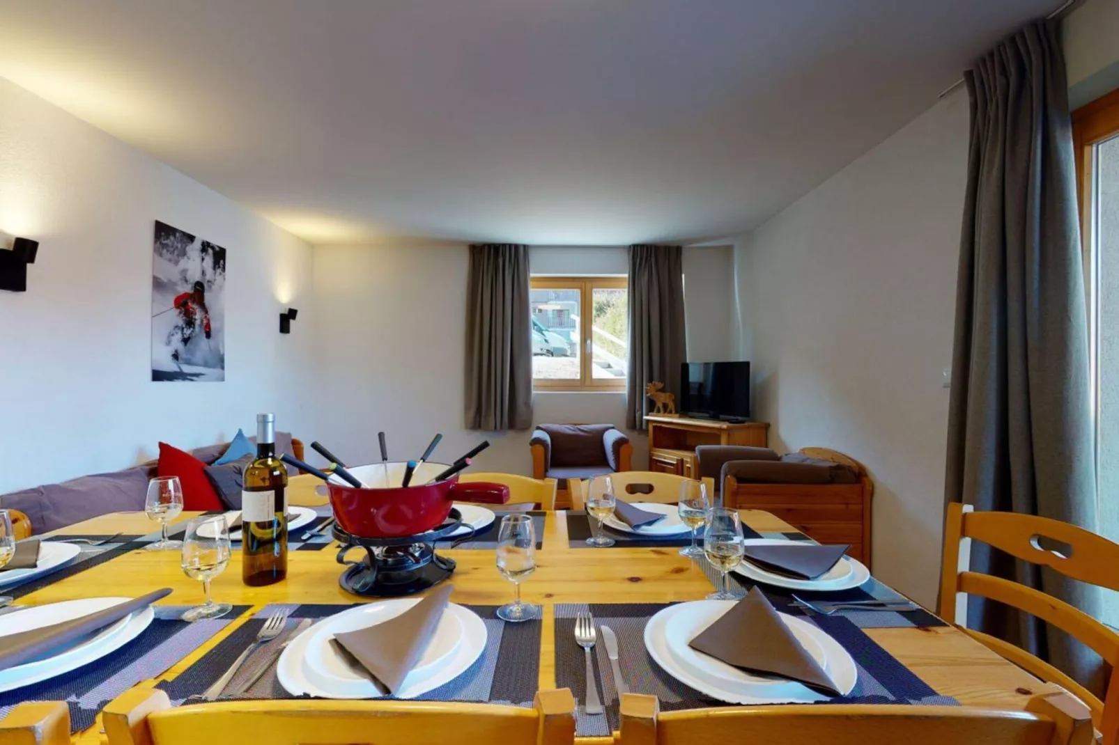 Pracondu 1 A01 - OUTDOOR & FUN charming apartment-Dining room
