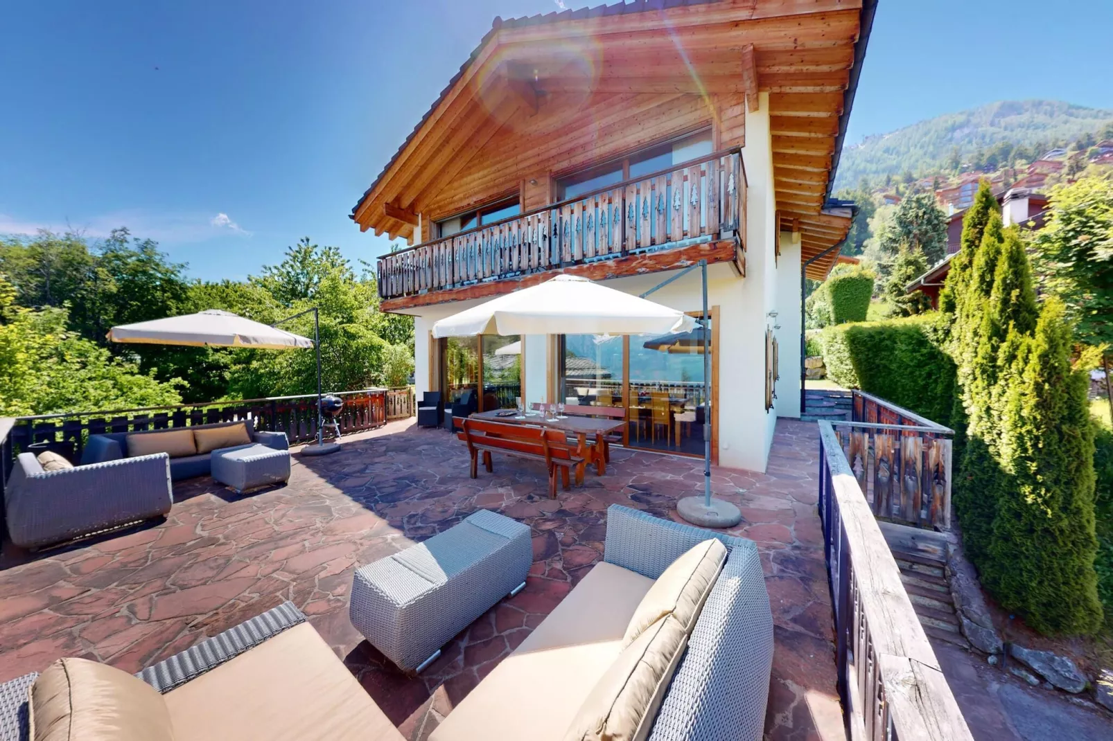 Axaari - VIEW & SWIMMING POOL chalet 10 pers-Außenbereich Sommer