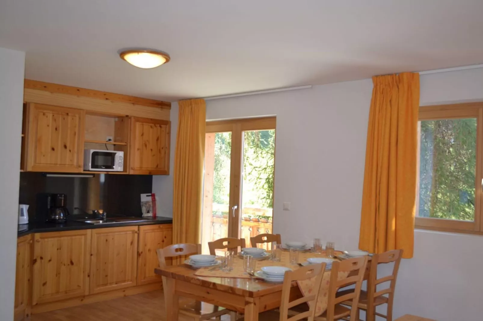 Pracondu 2 101 - OUTDOOR & FUN apartment 6 pers-Dining room