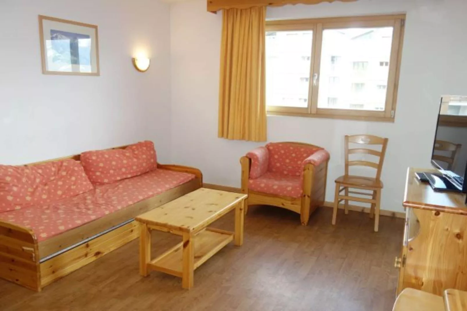 Pracondu 2 102 - OUTDOOR & FUN charming apartment-Salon