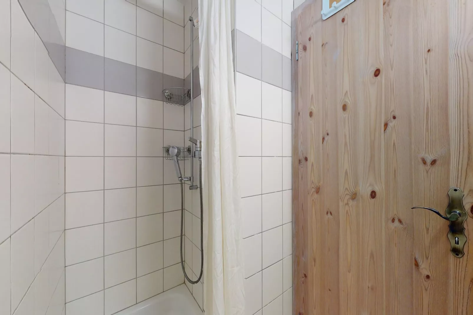 Pracondu 2 108 - OUTDOOR & FUN charming apartment-Bathroom