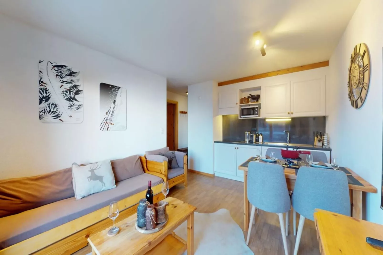 Pracondu 2 302 - OUTDOOR & FUN apartment 4 pers-Living room