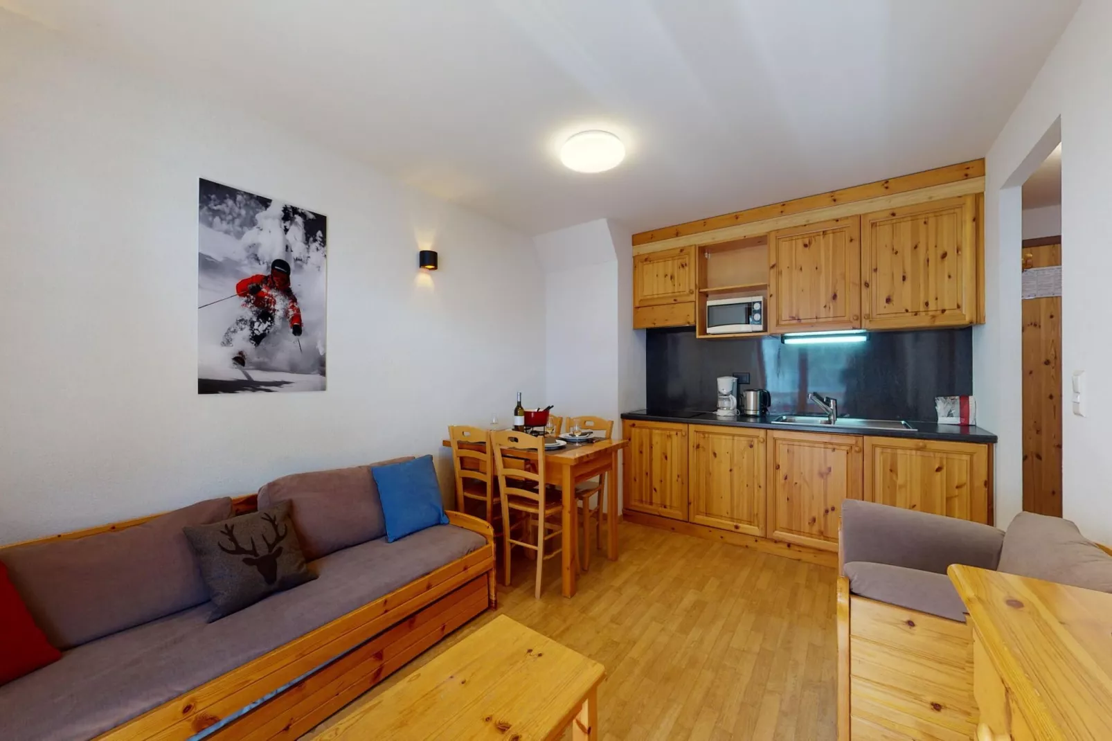 Pracondu 2 307 - OUTDOOR & FUN charming apartment-Living room