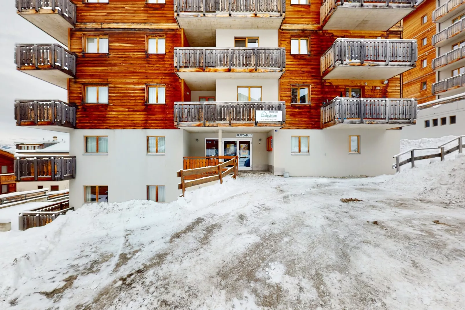 Pracondu 2 308 - OUTDOOR & FUN charming apartment-Exterior winter