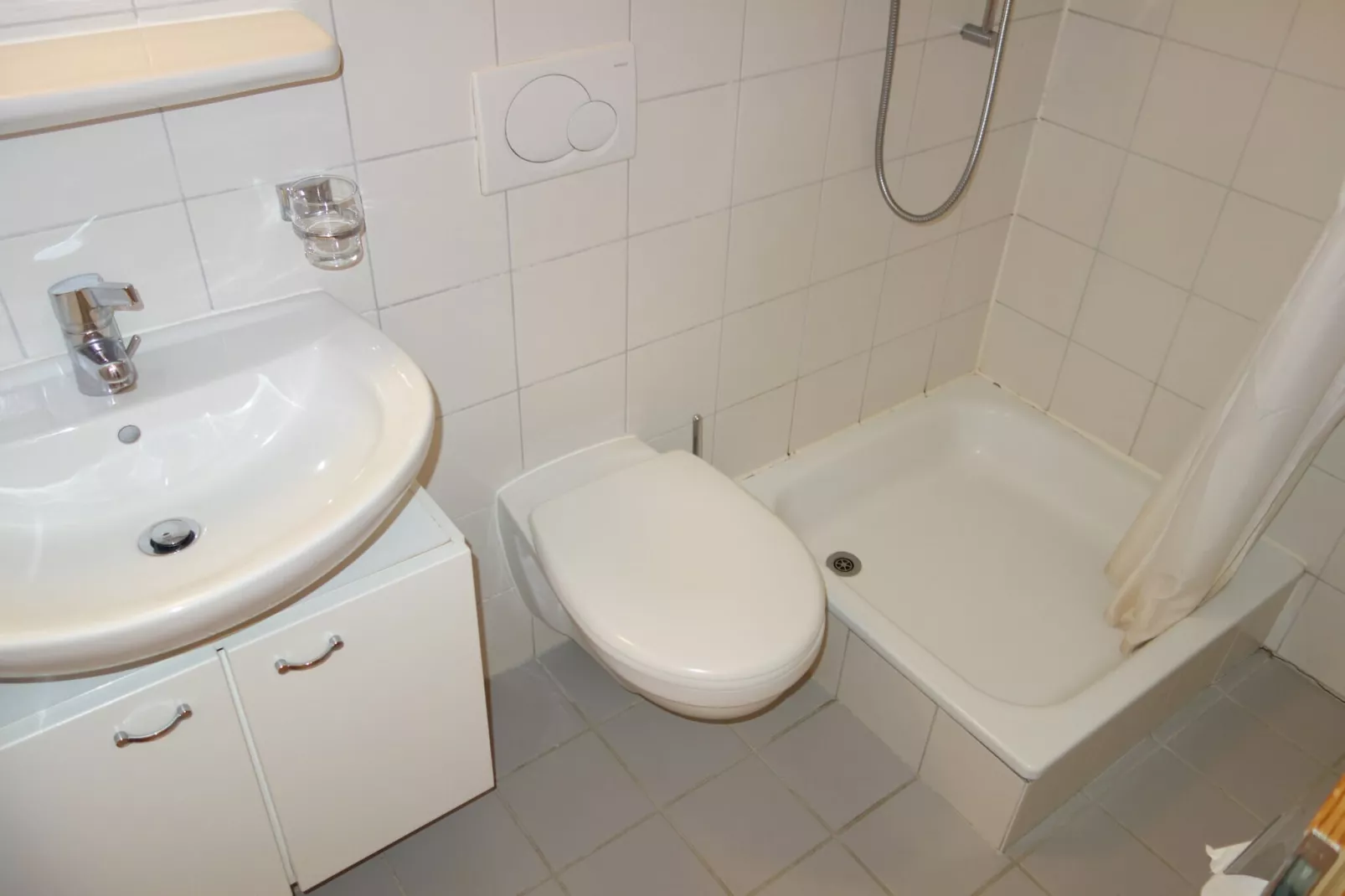 Pracondu 1 201 - OUTDOOR & FUN charming apartment-Bathroom
