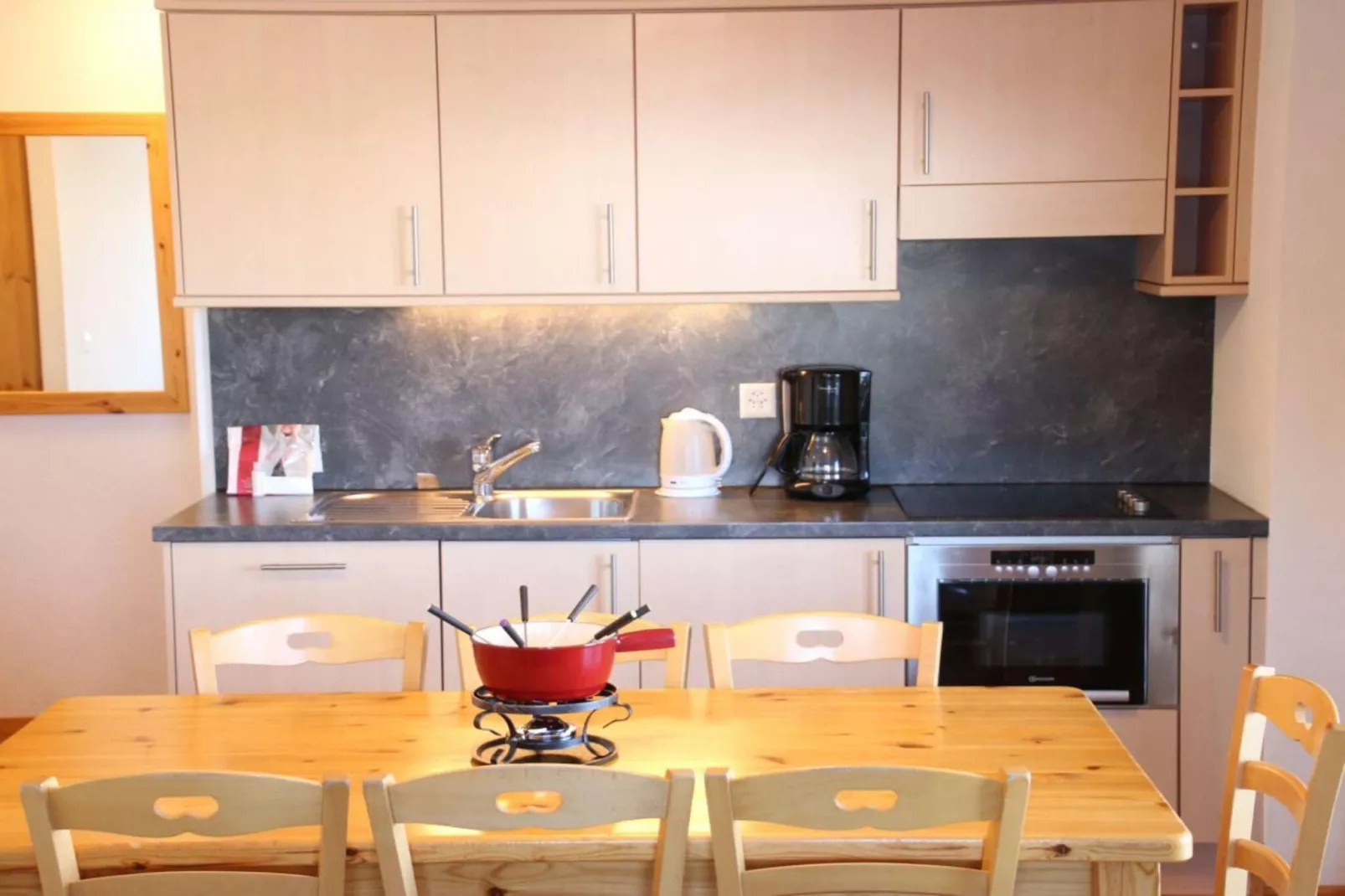 Pracondu 1 207 - OUTDOOR & FUN charming apartment-Kitchen