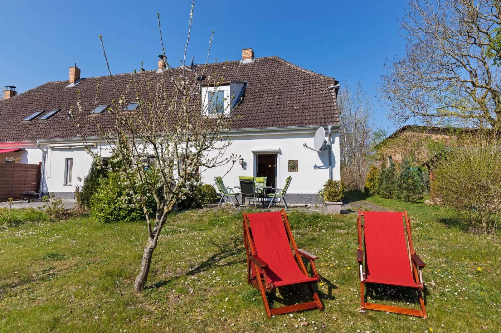 Ferienwohnung Gingst-Gardens summer