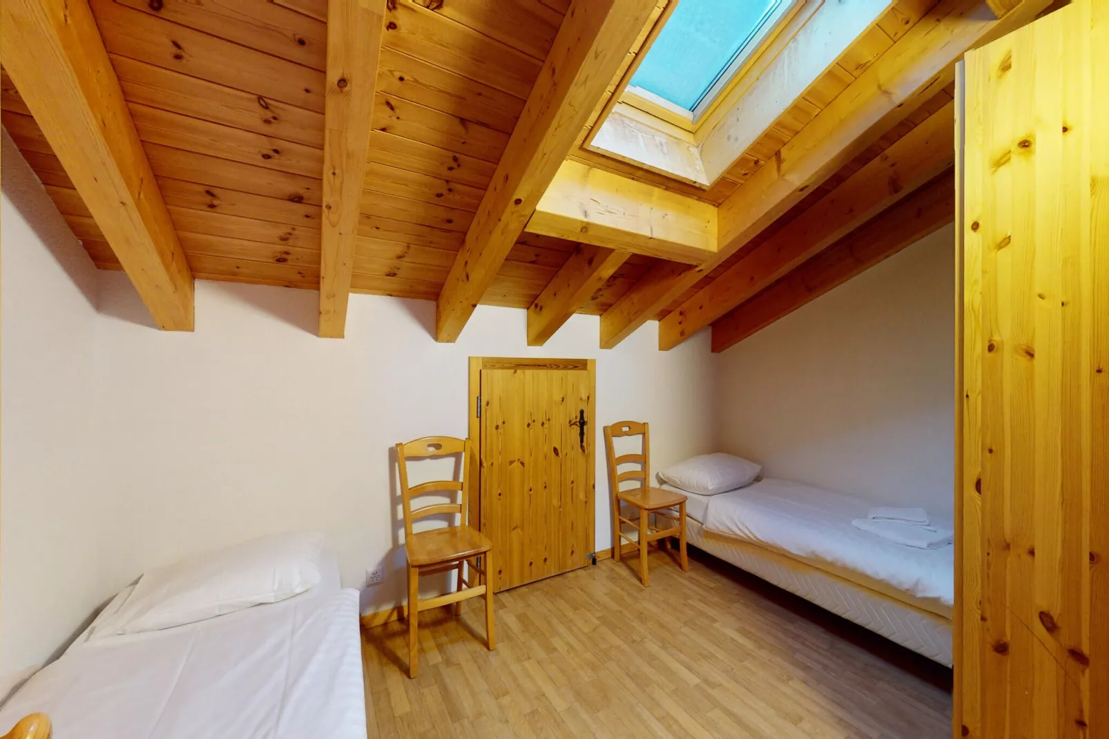 Pracondu 2 501 - OUTDOOR & FUN apartment 14 pers-Bedroom