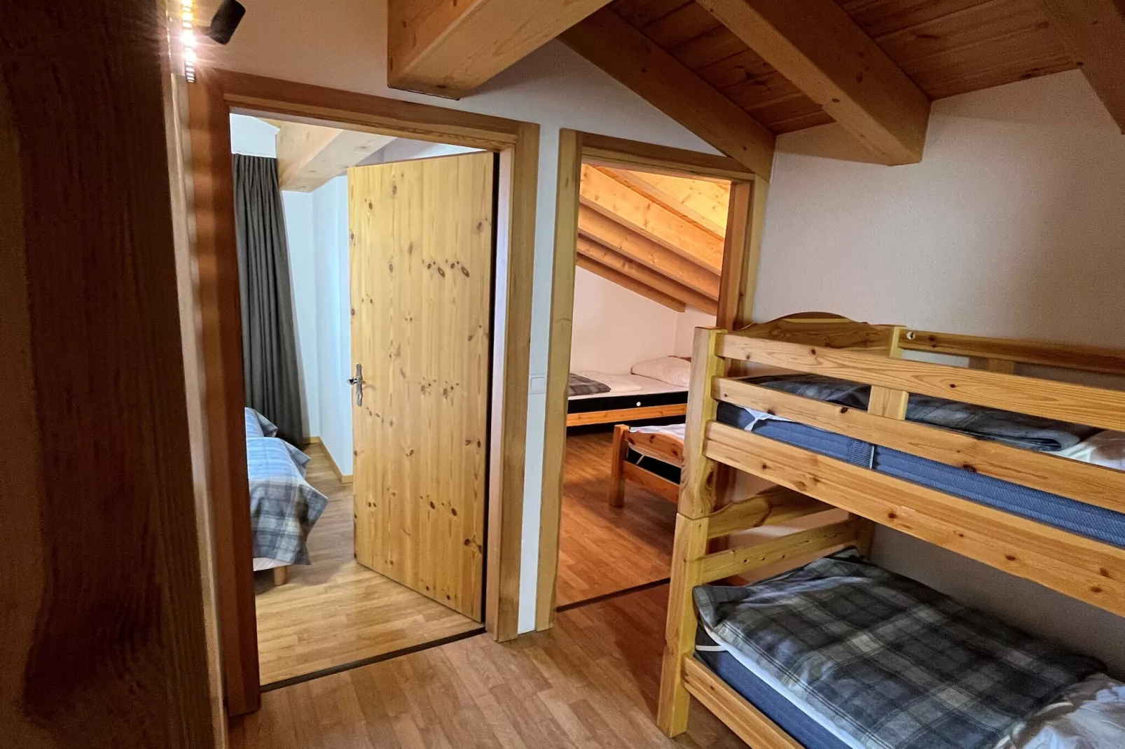 Pracondu 2 504 - OUTDOOR & FUN charming apartment-Bedroom
