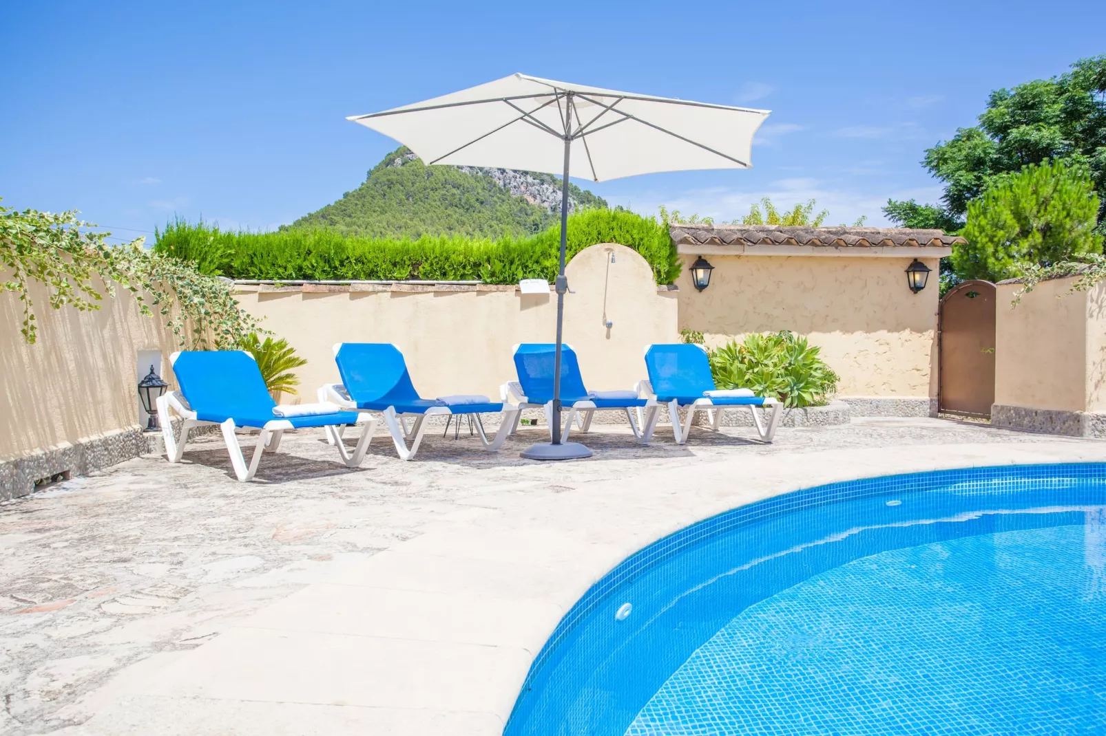 La Sort Llarga (campomar)-Exterior summer