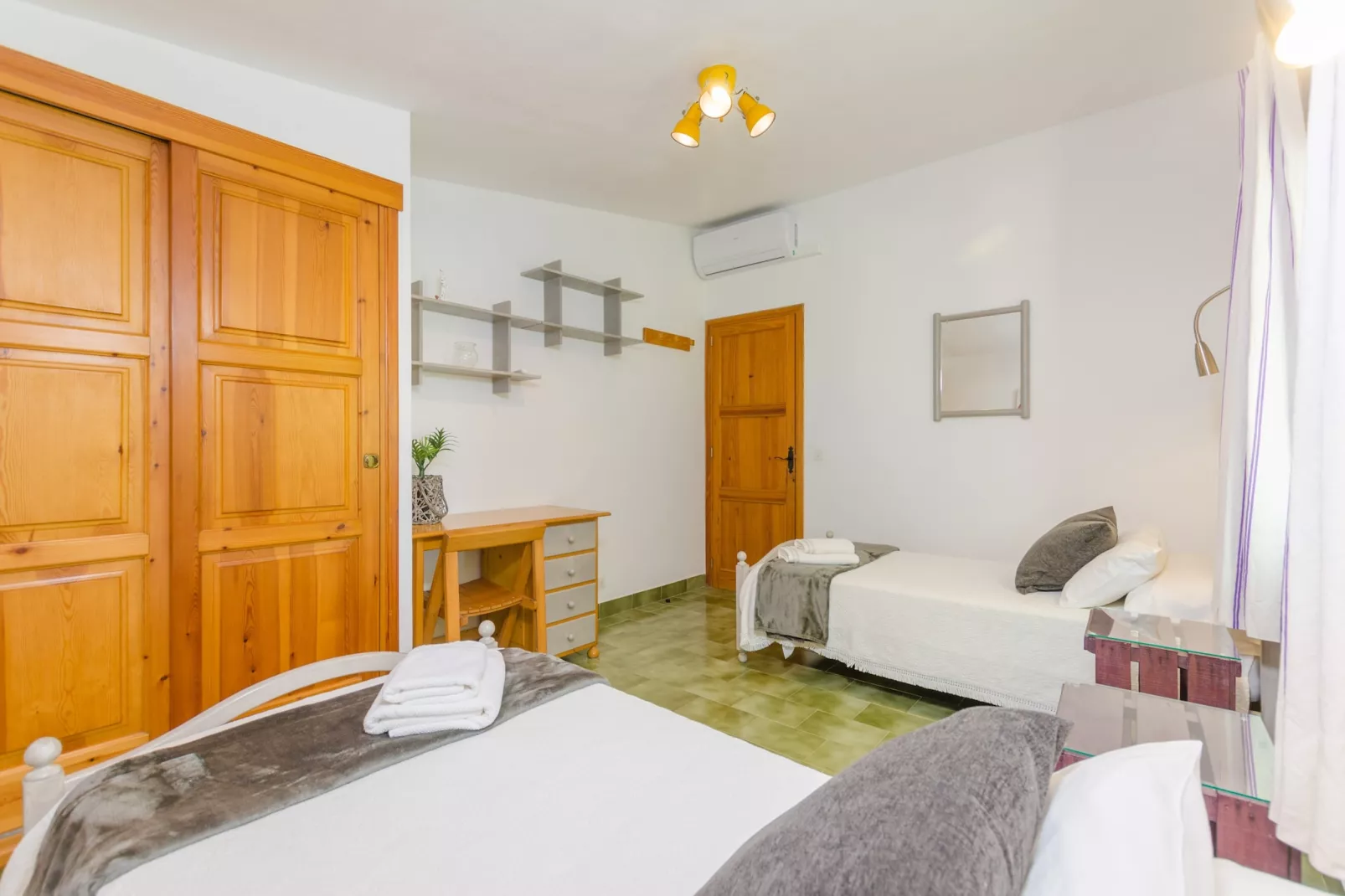 La Sort Llarga (campomar)-Exterior summer