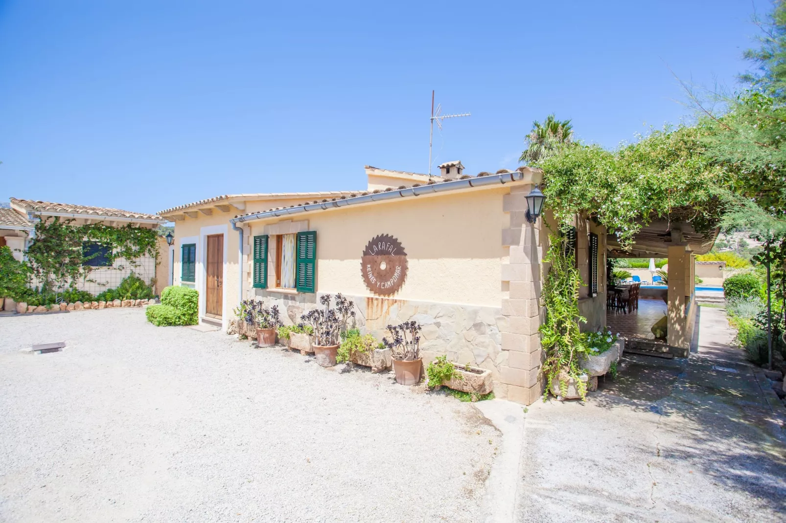 La Sort Llarga (campomar)-Exterior summer