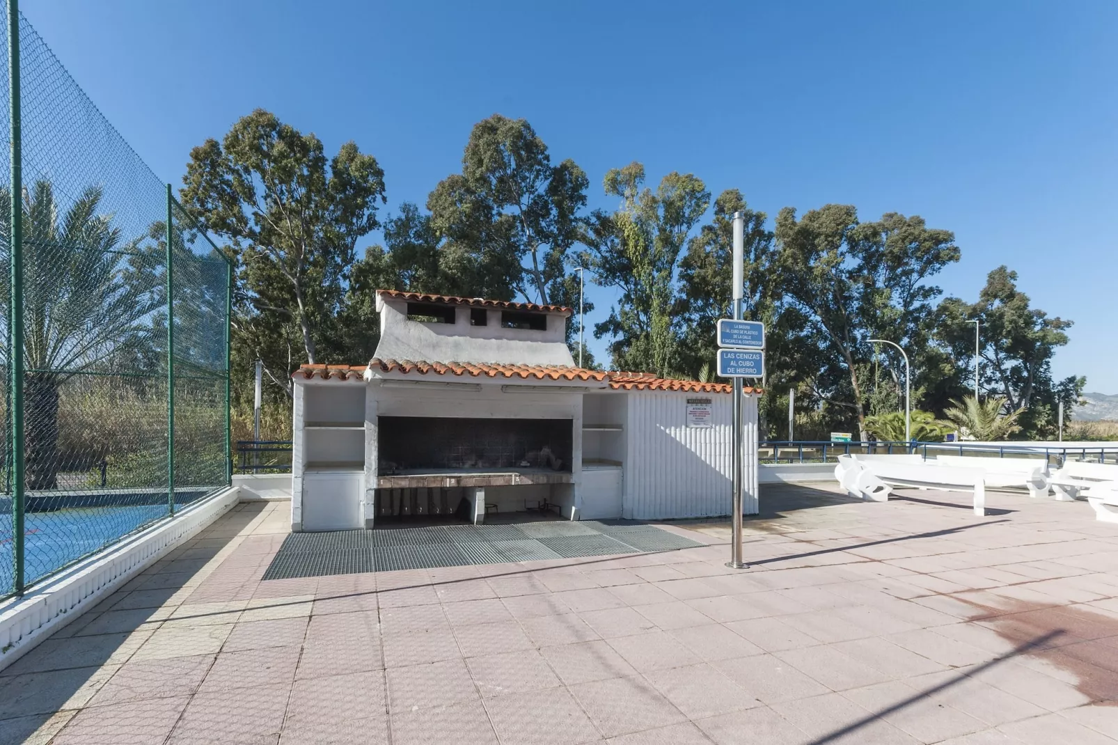 Alejandrita-Park facilities